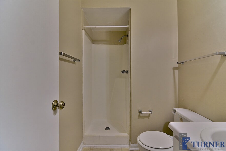 More Photos Of 1658 Horseshoe Dr, Columbia Multifamily For Sale