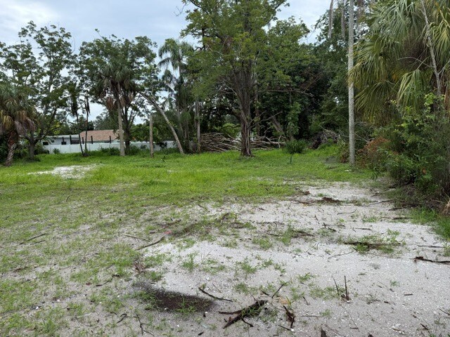 More Photos Of 200 11th Ave E, Bradenton Land For Sale