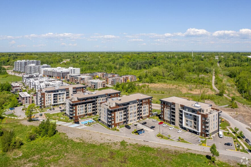 More Photos Of 950-980 Av Pierre-Dansereau, Terrebonne Multifamily For Sale