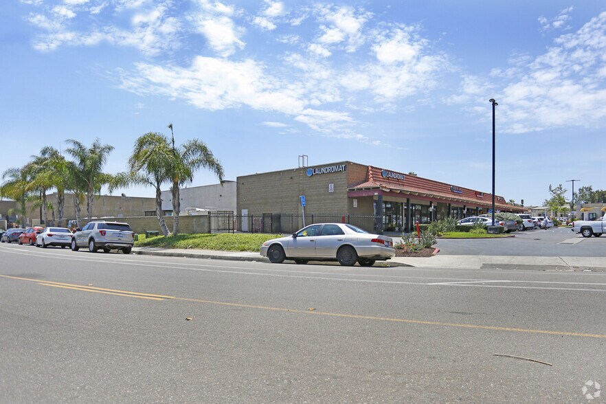 More Photos Of 6925-6947 Linda Vista Rd, San Diego Unknown For Lease