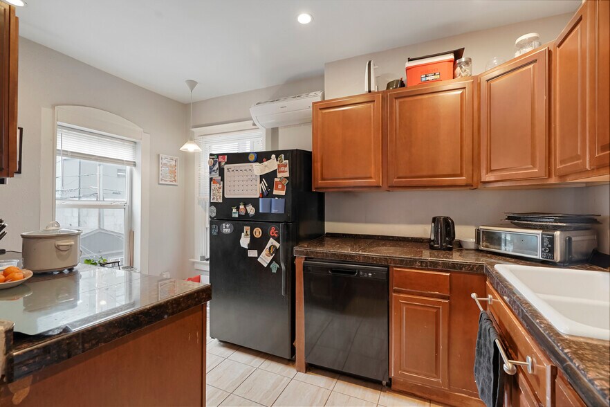 More Photos Of 1736 N Washington St, Denver Multifamily For Sale