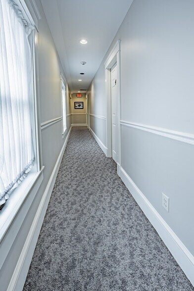 More Photos Of 310 Lake St, Wilson Hotel For Sale