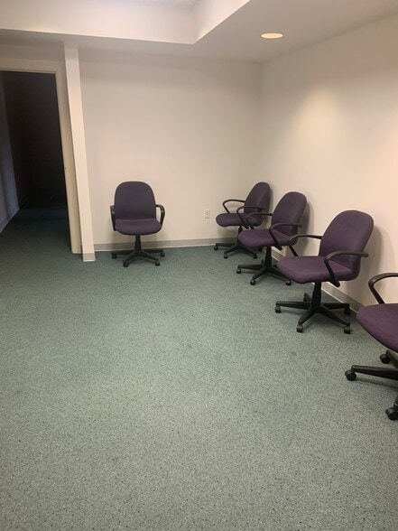 More Photos Of 191 Godwin Ave, Wyckoff Office For Lease