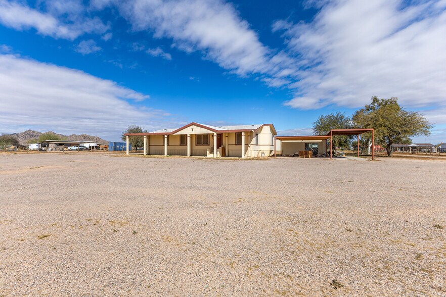 More Photos Of 50150 W Julie Ln, Maricopa Warehouse For Sale
