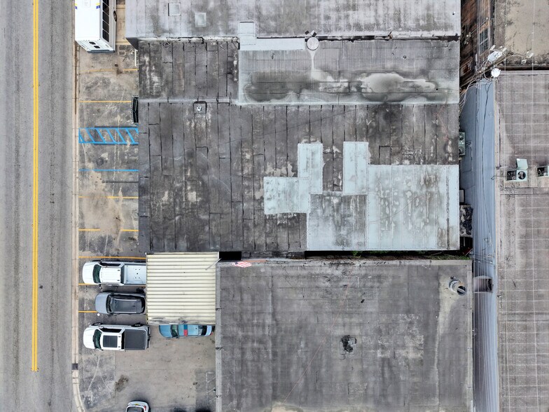 More Photos Of 4725 E 10th Ave, Hialeah Service For Lease