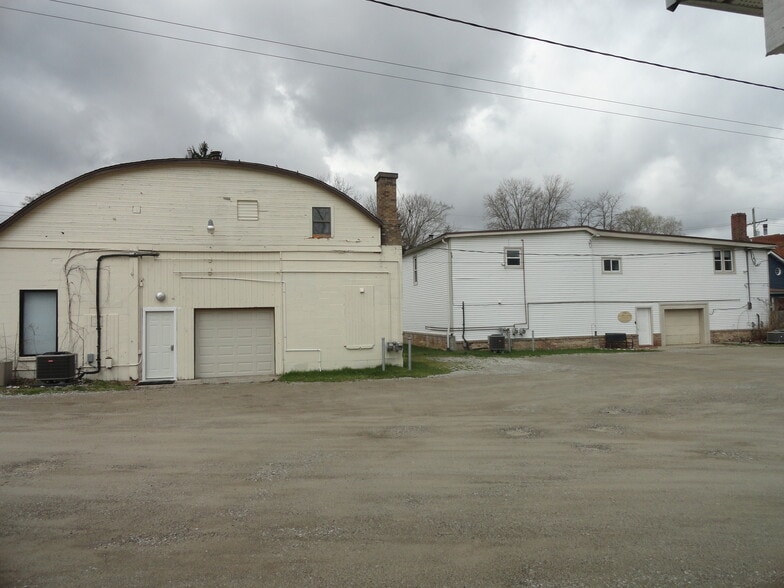 More Photos Of 3552-3556 Avon St, Hartland Medical For Sale