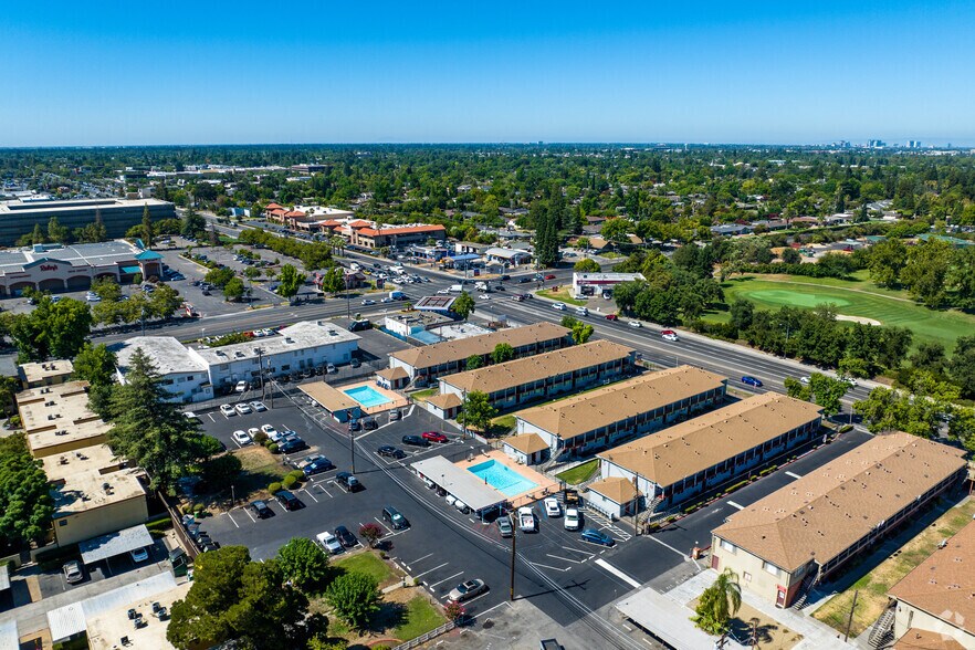 More Photos Of 2928 Watt Ave, Sacramento Apartments For Sale
