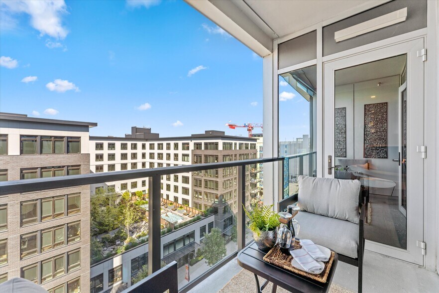 More Photos Of 590 Waterfront Way, Vancouver Multifamily For Sale