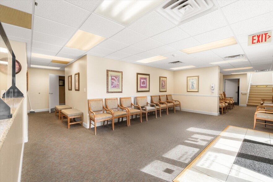 More Photos Of 9 San Bartola Dr, Saint Augustine Medical For Sale