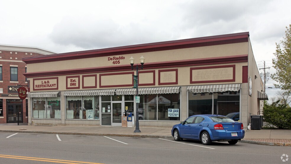 More Photos Of 405 Exchange St, Geneva Storefront For Sale