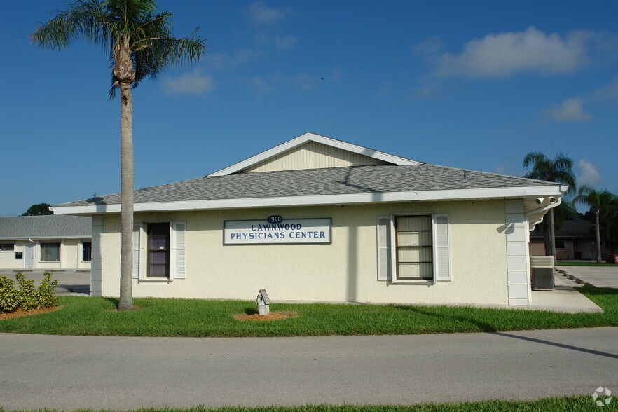 More Photos Of 1900 Nebraska Ave, Fort Pierce Medical For Lease