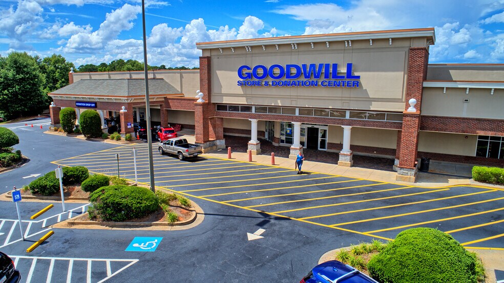 More Photos Of 250 Jonesboro Rd, Mcdonough Unknown For Lease