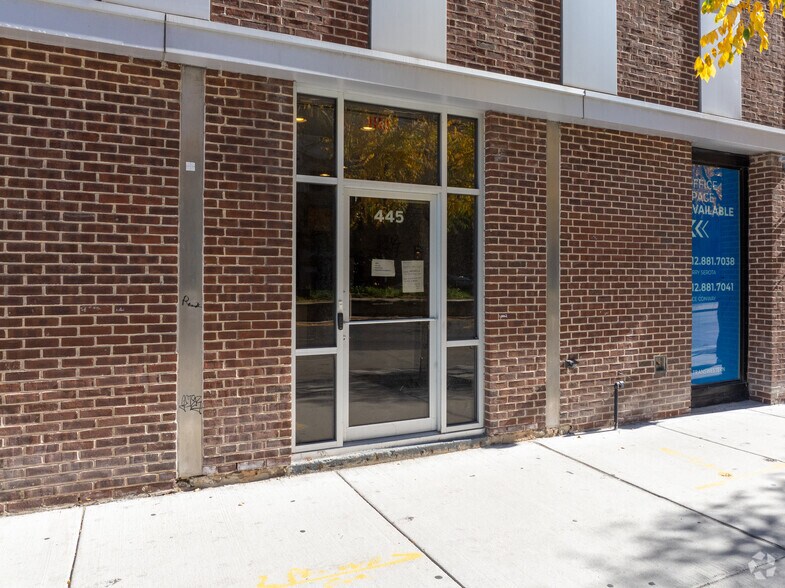 More Photos Of 445 N LaSalle St, Chicago Office For Sale