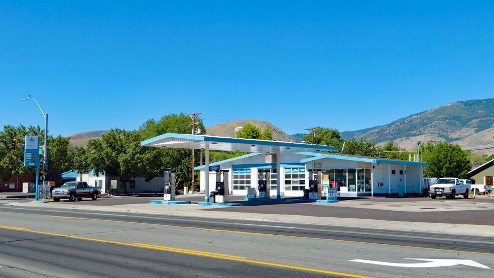 More Photos Of 1600 N Carson St, Carson City Service Station For Sale