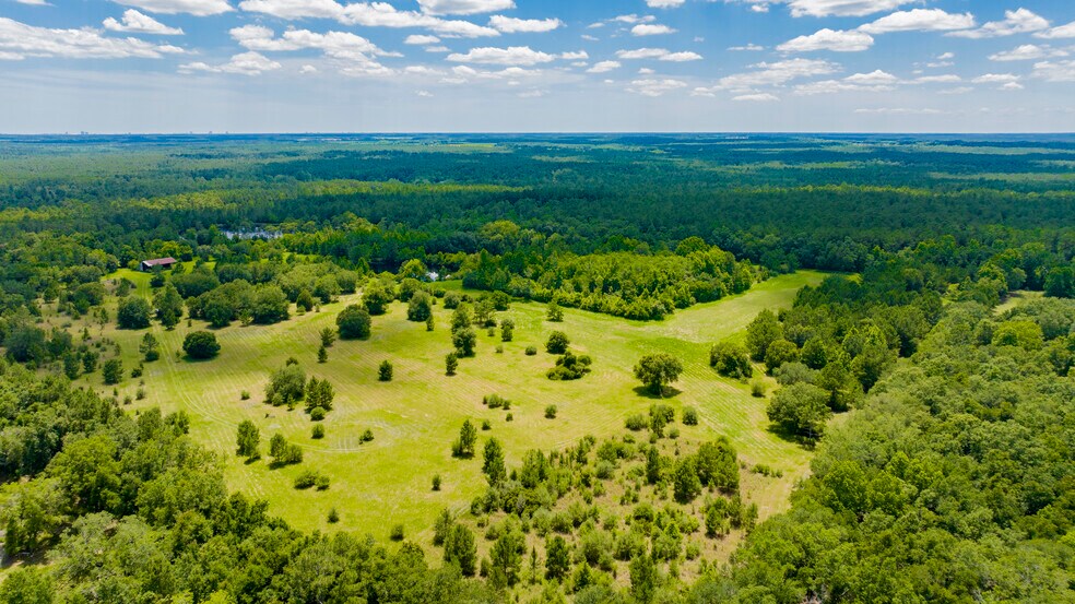 More Photos Of 0 Red Feather Dr, Seminole Land For Sale