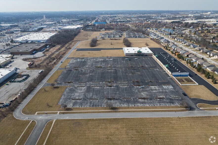 More Photos Of 7430 Timberstone Dr, Findlay Freestanding For Sale