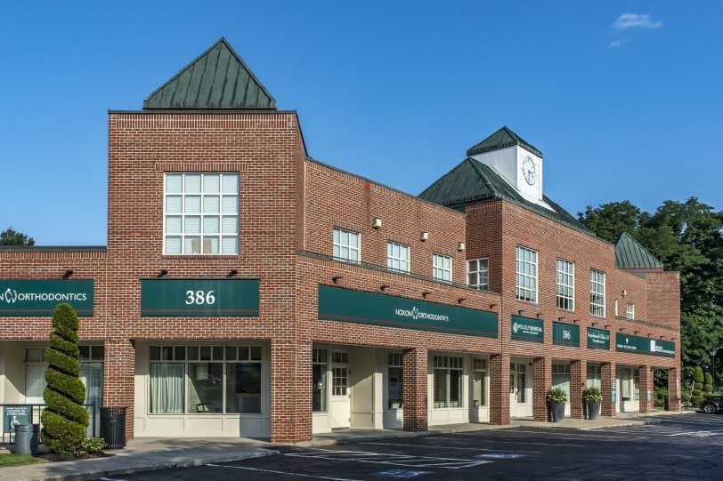 Primary Photo Of 386 Washington St, Wellesley Storefront Retail Office For Lease