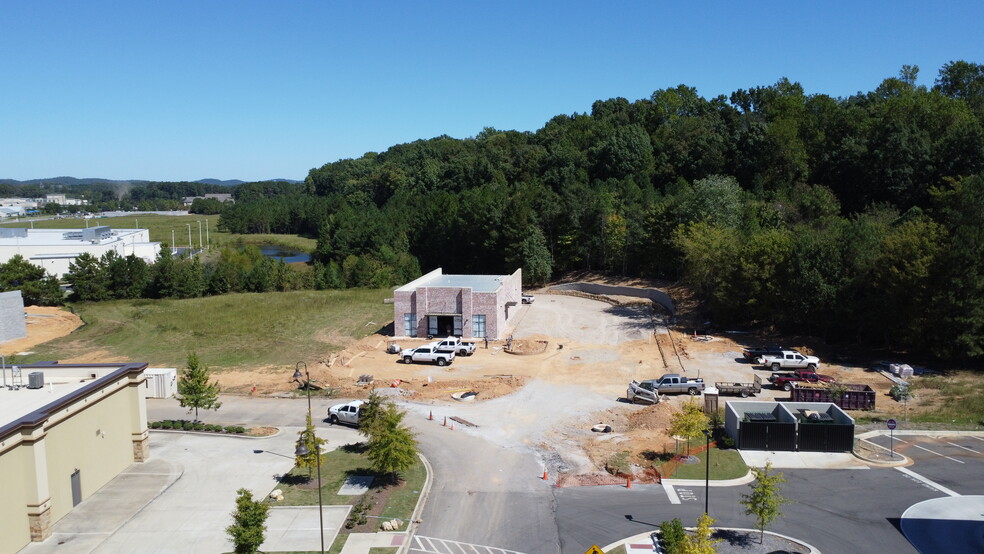 Primary Photo Of Adena Lane @ Highway 280, Hoover Continuing Care Retirement Community For Lease