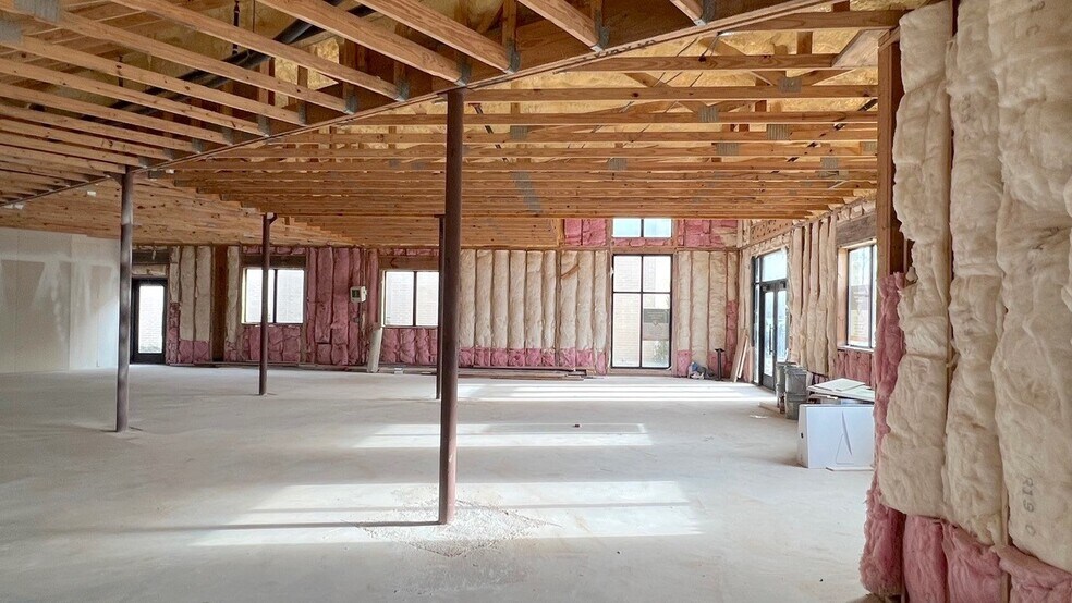 More Photos Of 6835 Communications Pky, Plano Medical For Sale