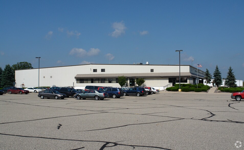 Primary Photo Of 5542 W Grand River Ave, Lansing Warehouse For Sale