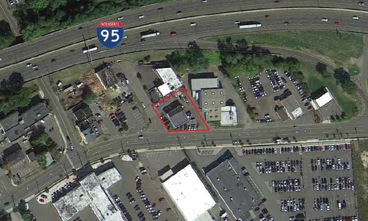 More Photos Of 180 Commerce Dr, Fairfield Auto Dealership For Sale