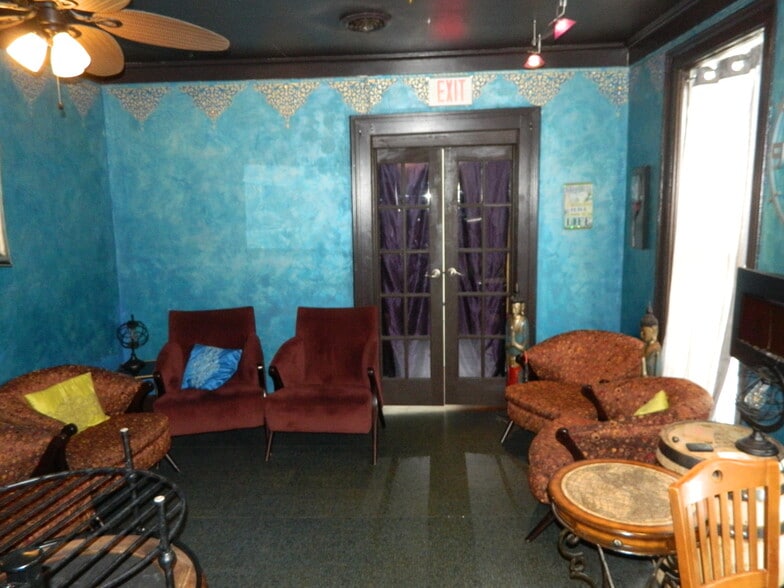 More Photos Of 304 Hawley Ave, Syracuse Restaurant For Lease