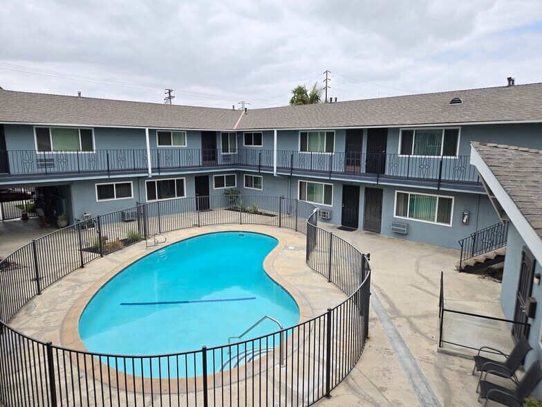 More Photos Of 11560 Paramount Blvd, Downey Apartments For Sale
