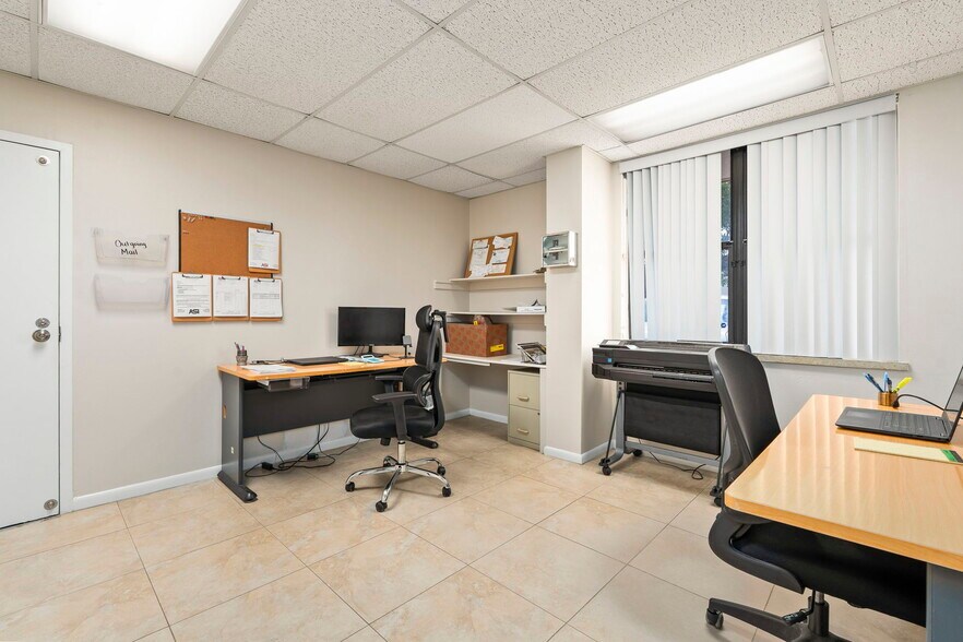 More Photos Of 16050 Orange Ave, Fort Pierce Warehouse For Sale