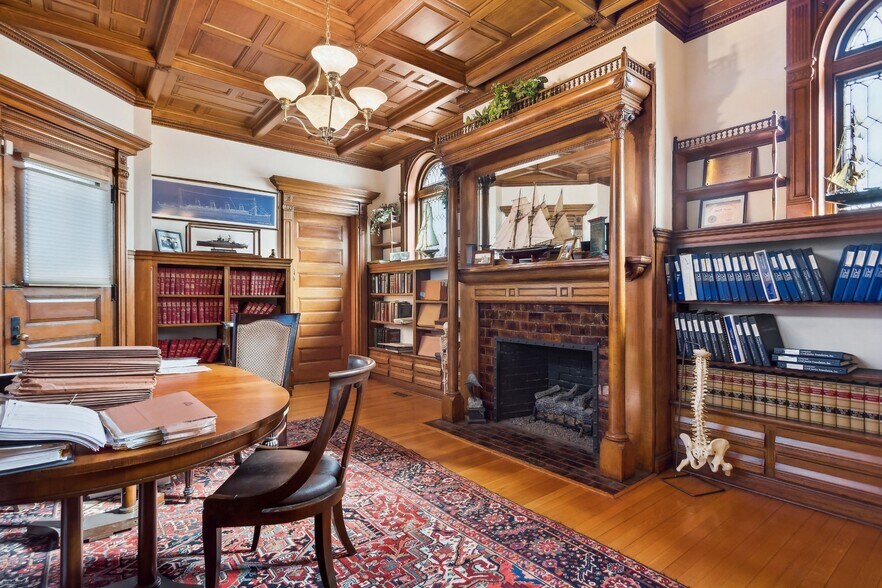 More Photos Of 27 Elm St, New Haven Office Residential For Lease