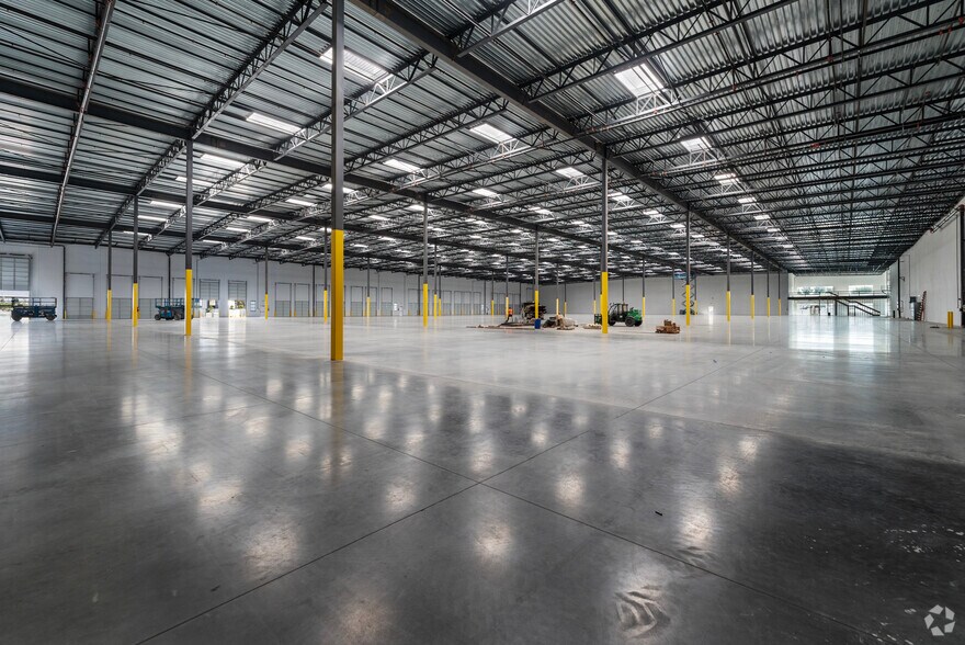 More Photos Of 357 N Covina Ln, City Of Industry Warehouse For Lease