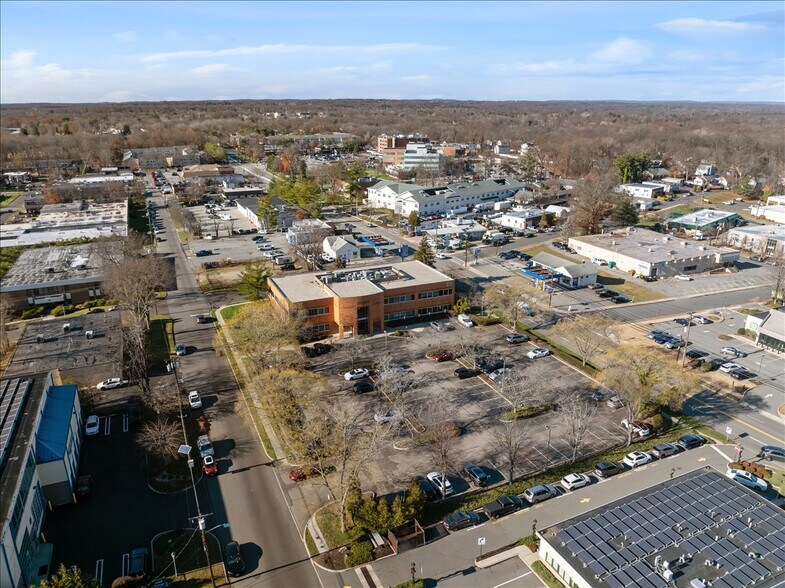 More Photos Of 333 Old Hook Rd, Westwood Medical For Sale