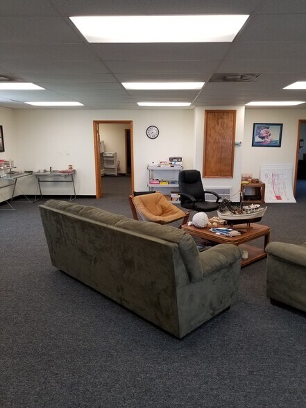 More Photos Of 300 E Brazos St, Freeport Warehouse For Sale