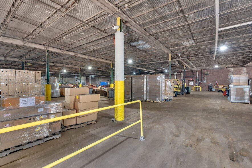 More Photos Of 254 Tot Dellinger Rd, Cherryville Industrial For Sale