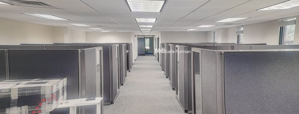 More Photos Of 5020 N Blackstock Rd, Spartanburg Manufacturing For Lease