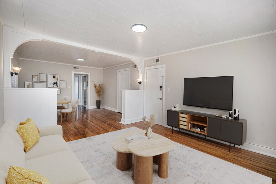 More Photos Of , Kansas City Multifamily For Sale