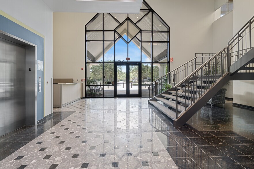 More Photos Of 5225 Tech Data Dr, Clearwater Office For Lease