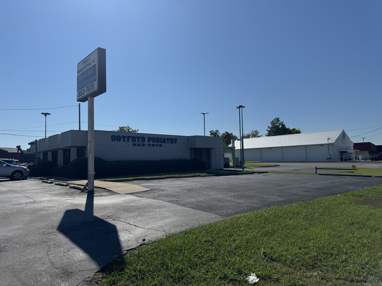 Primary Photo Of 1703 Center Point Pky, Birmingham Medical For Lease