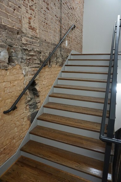 More Photos Of 656-658 S Main St, Greenville Loft Creative Space For Sale