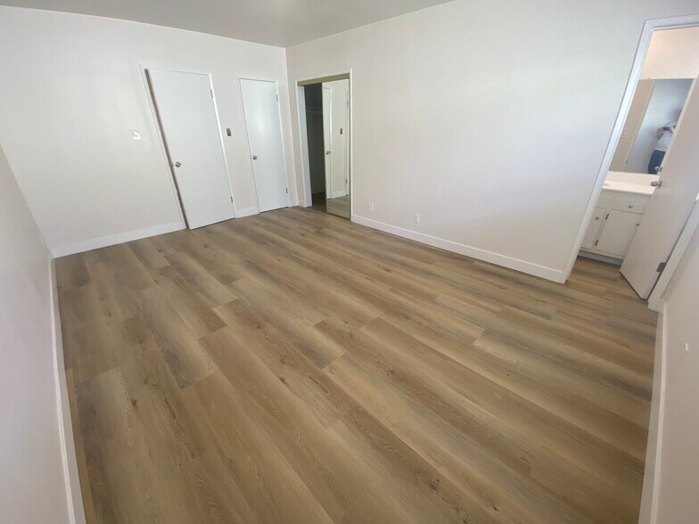 More Photos Of 3617 W 60th, Los Angeles Apartments For Sale