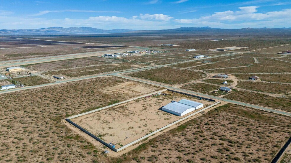 More Photos Of 22245 Mitchell Blvd, California City Warehouse For Lease