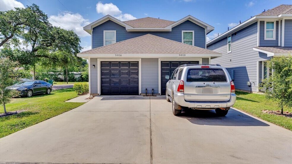 More Photos Of 501 Hines Ave, Willis Apartments For Sale