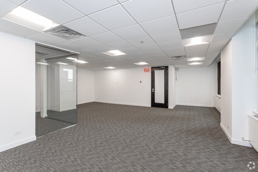 Photo of 21st Floor Ste 2130