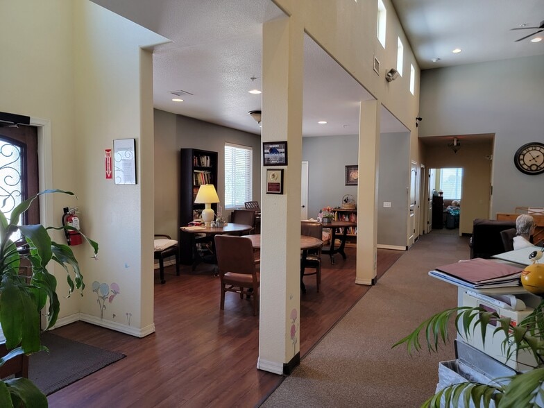More Photos Of 4110 E Anderson St, Sierra Vista Assisted Living For Sale
