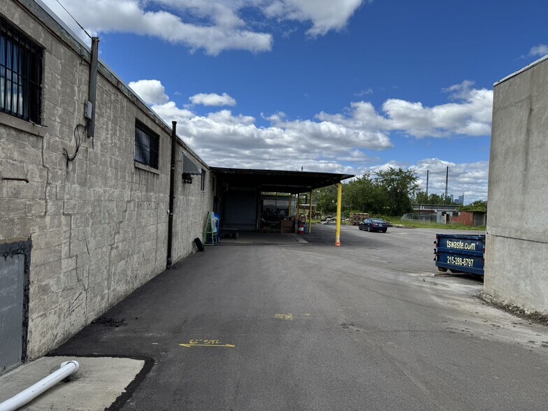 More Photos Of 648-658 E Erie Ave, Philadelphia Warehouse For Lease