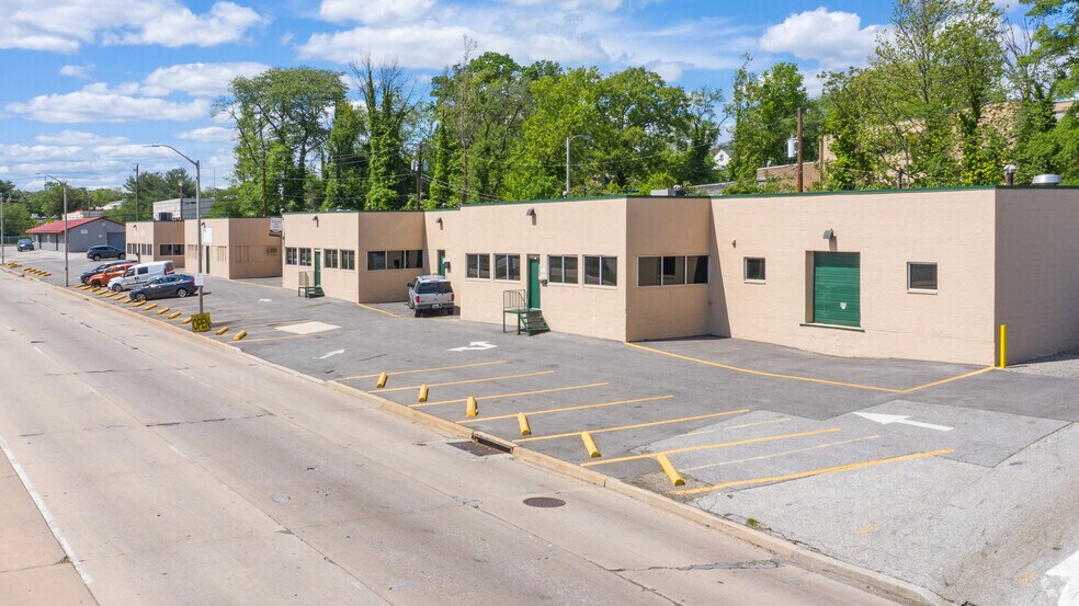 Primary Photo Of 918-948 W Patapsco Ave, Baltimore Warehouse For Lease