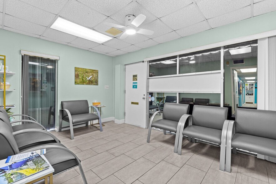 More Photos Of 111 N Fiske Blvd, Cocoa Office For Sale