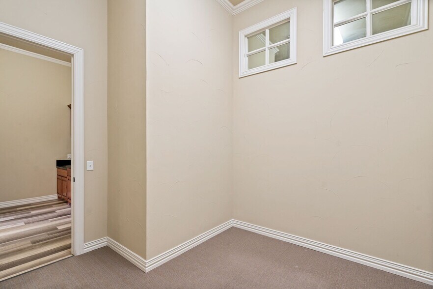 More Photos Of 1141 Keller Pky, Keller Medical For Lease