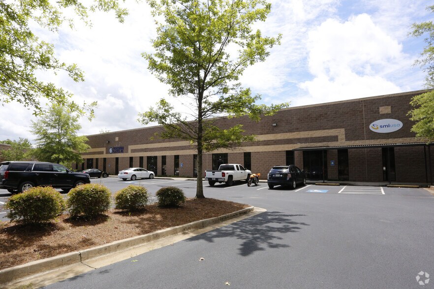 Primary Photo Of 5500 S Cobb Dr, Smyrna Warehouse For Lease