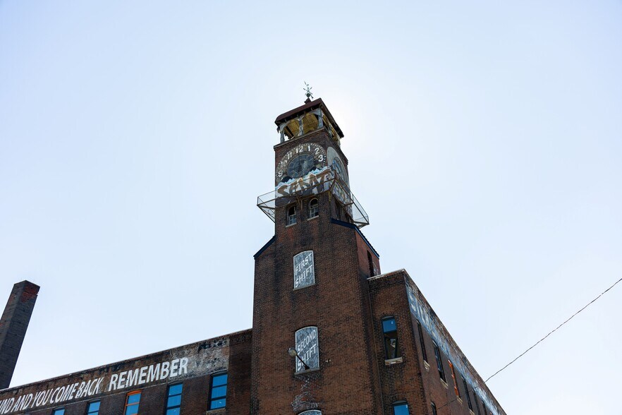 More Photos Of 2155 E Castor Ave, Philadelphia Manufacturing For Lease