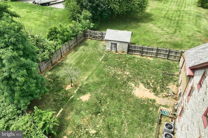 More Photos Of 4415 W Market St, York Specialty For Sale